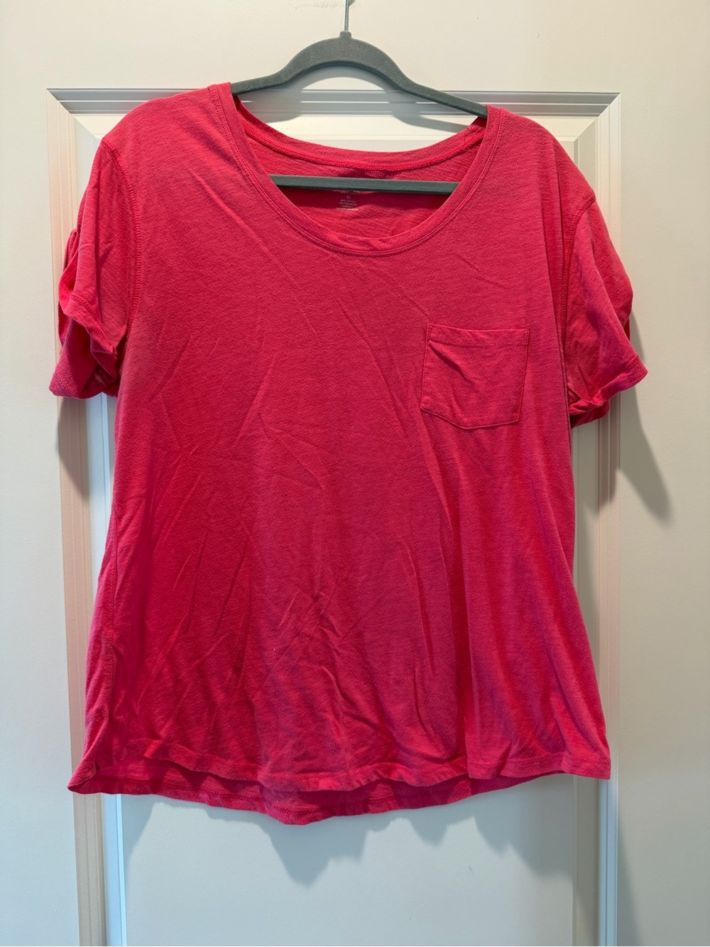 a.n.a Women's Short-Sleeve Pocket Tee - Hot Pink